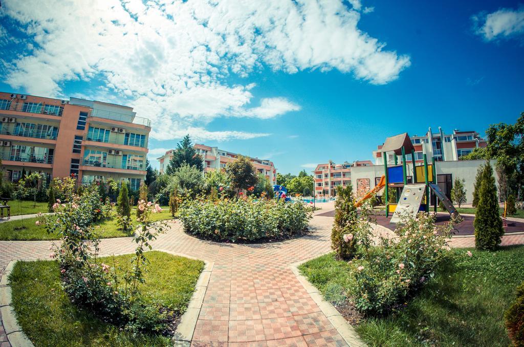 Sunny Fort Apartments Sunny Beach Exterior photo